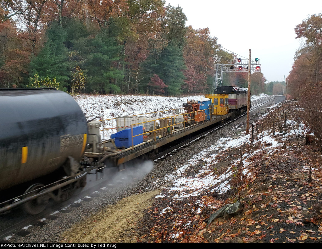 MBTX rail washing flatcar